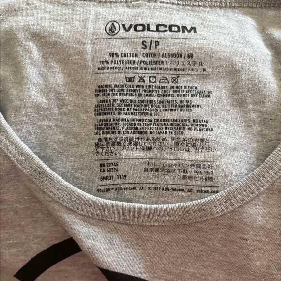 Volcom Tank Top NWOT - Picture 3 of 3